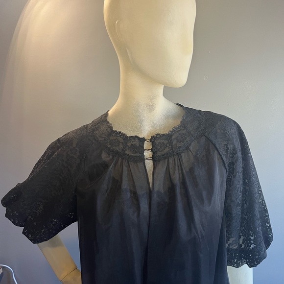 Vintage 1950’s Vanity Fair Lingerie Dress & Robe set - Picture 2 of 8